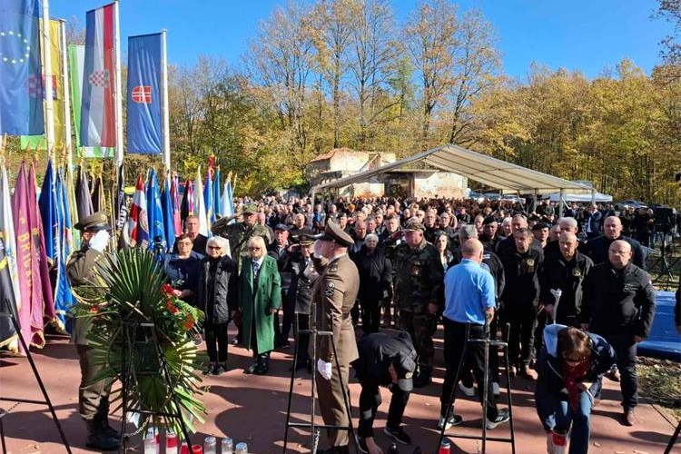 Slika /Foto 2025-6/trokut_2025-3.jpg